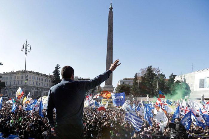 Steve Bannon is a fan of Italy's Trump