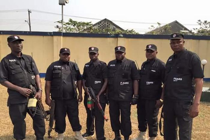 SARS operatives