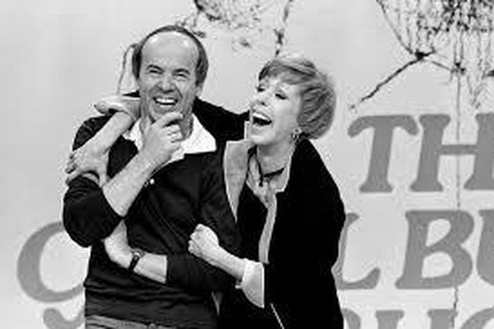 Tim Conway, beloved TV bumbler, is dead at 85
