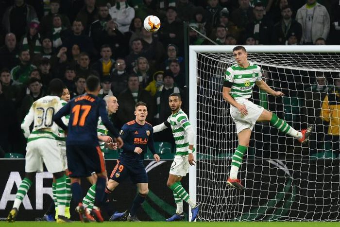 Jozo Simunovic (R) is "very proud" to have scored the winner in teh first Celtic match since Billy McNeill's death