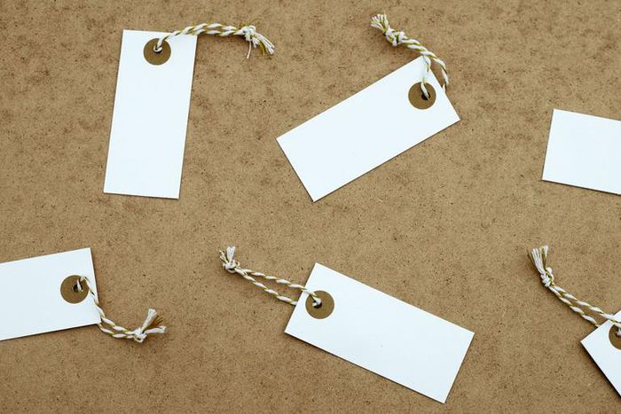 Dr. Pimple Popper Snips Off Tons Of Tiny Skin Tags