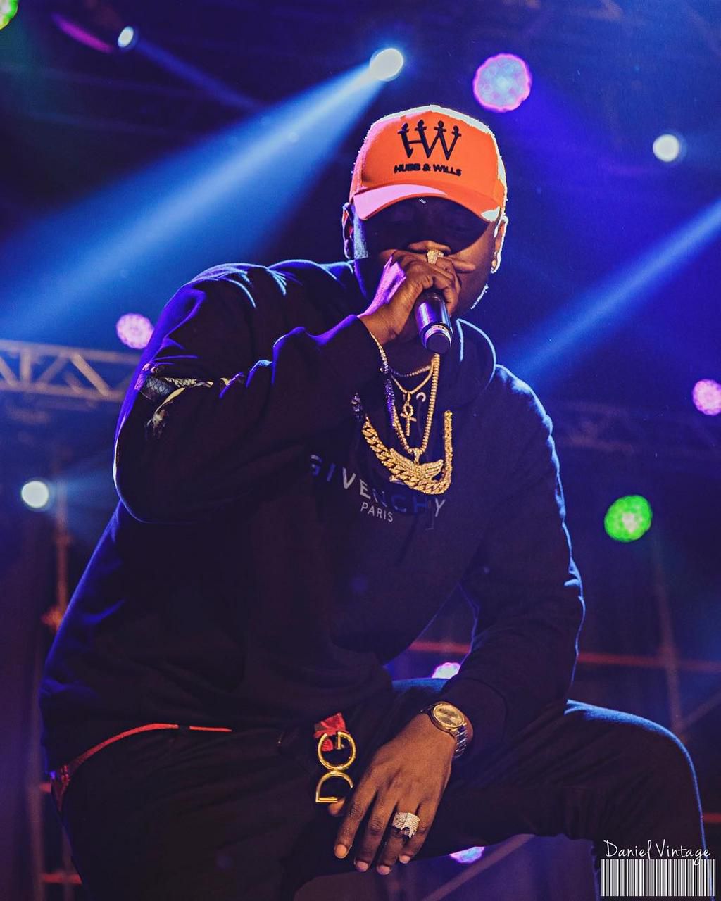 Kizz Daniel is winning with his foul-mouthed single, 'Fvck You.' (Instagram/KizzDaniel)