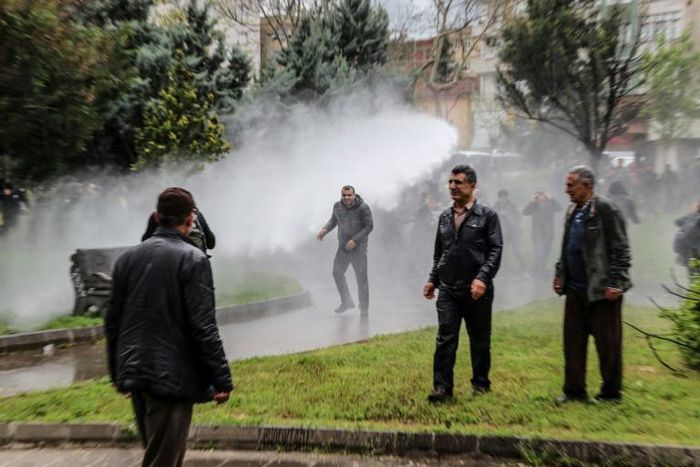 Turkish police fired water canon to break up a protest by Pro-Kurdish Peoples's Democratic Party (HDP) members