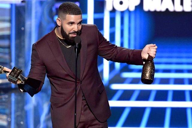 Drake during an acceptance speech at the 2019 Billboard Music Awards. (Hollywood Reporter)