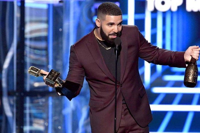 Drake during an acceptance speech at the 2019 Billboard Music Awards. (Hollywood Reporter)