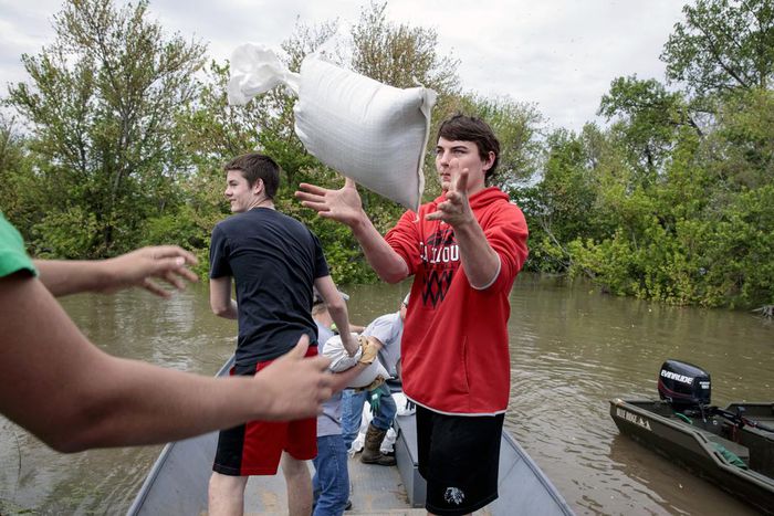Midwestern Floods Pit Communities Against One Another as Levees Rise Ever Higher