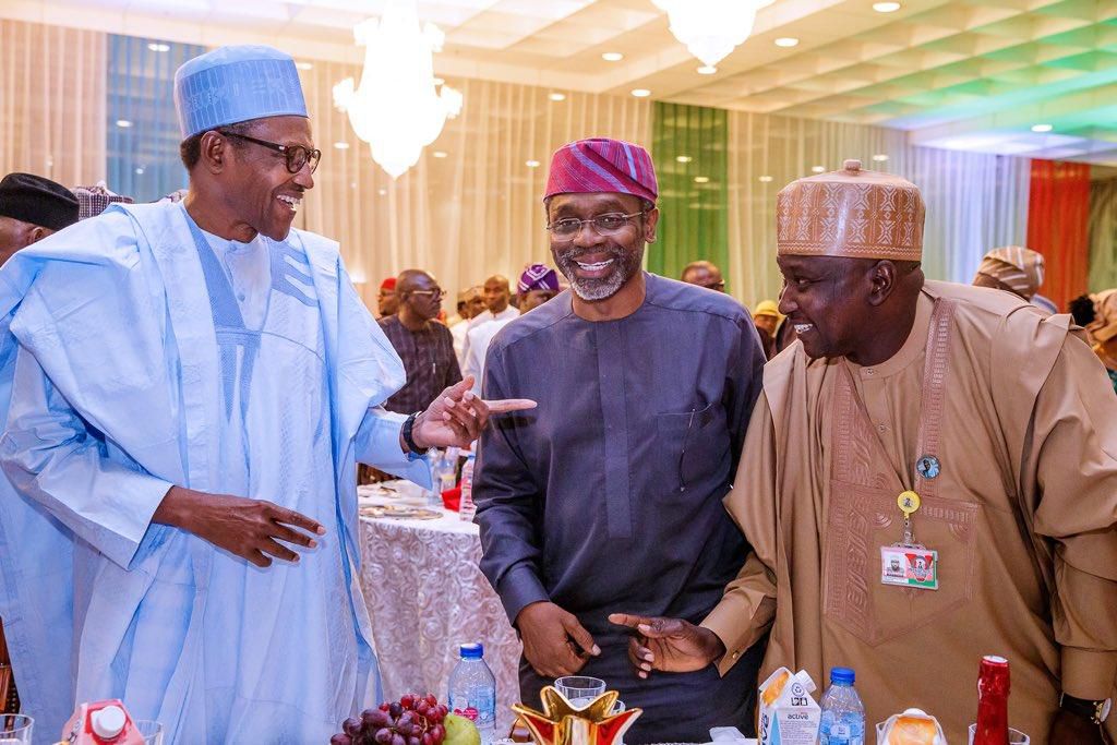 President Muhammadu Buhari hosted APC House of Representatives members-elect to a dinner in Aso Rock [Twitter/@BashirAhmaad]