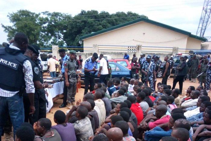 According to the police, 93 suspected kidnappers and armed robbers have been arrested in the past two weeks (Twitter/@MrSomoye)