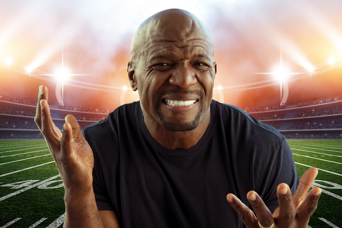 Terry Crews On Playing With a Severe Concussion