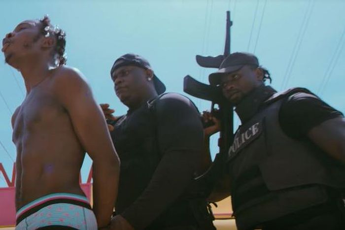 Naira Marley has been reportedly arrested by men of the Economic and Financial Crimes Commission [Youtube]