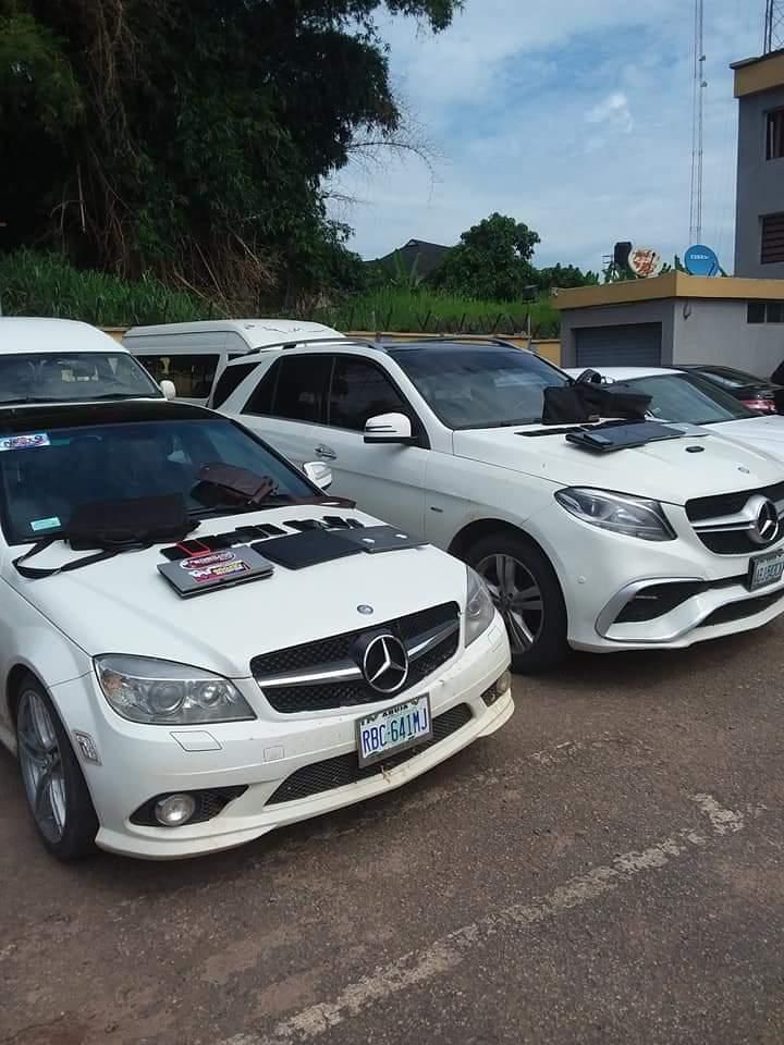 EFCC arrests 22 suspected internet fraudsters in Delta state.