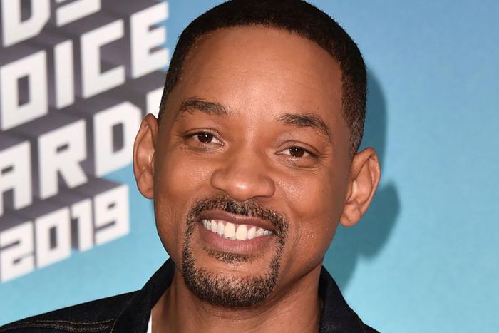 Will Smith Shooting B-Ball Outside of the School