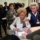 Spain's socialist prime minister was on course to win snap elections on Sunday but without the necessary majority to govern