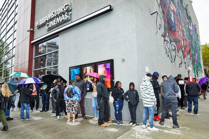 If You Need a Break in the 3-Hour 'Avengers' Movie, Plan Ahead