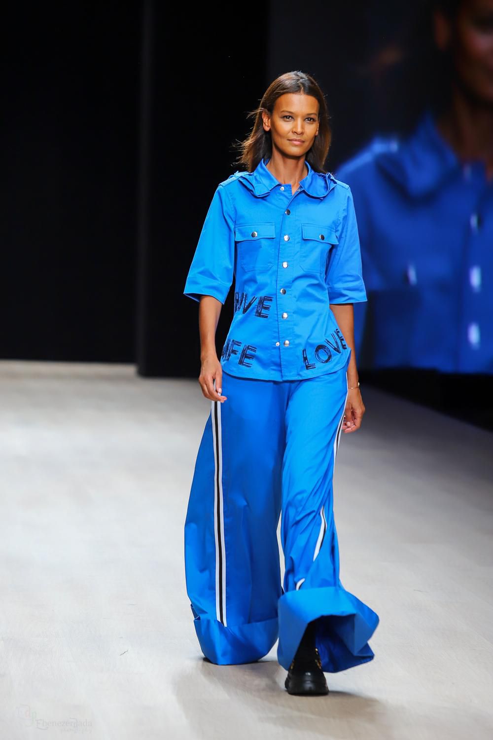 Odio Mimonet’s AW19 show is a tale of two women; Mimi and Odio, and a celebration of the multifaceted modern African woman [Credit: Arise Fashion Week]