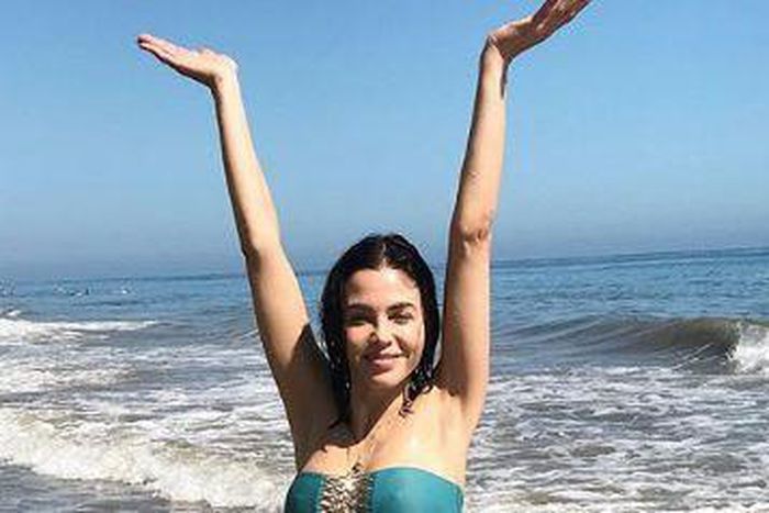 Jenna Dewan Looks Straight-Up Amazing In A Bikini