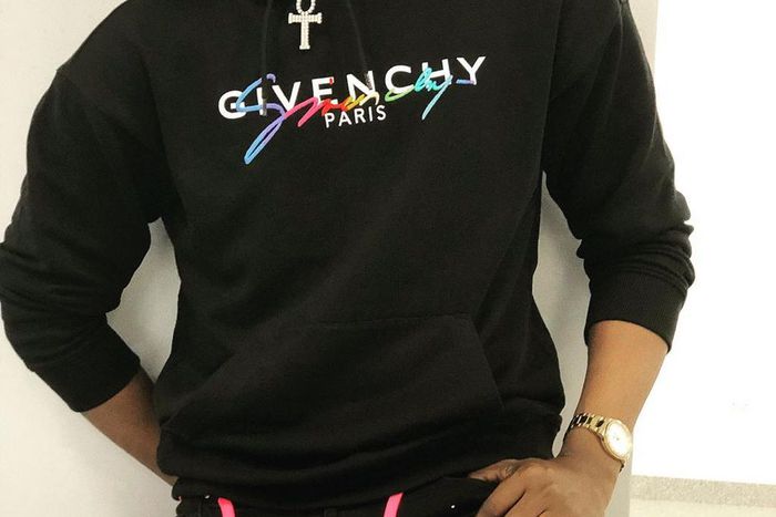 Kizz Daniels makes true his threats as he sues Vanguard Newspaper over false publication [Instagram/IamKizzDaniels]