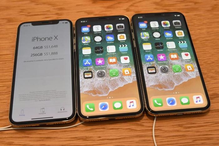 One of the apps allows women to contact three people if they are victims of violence