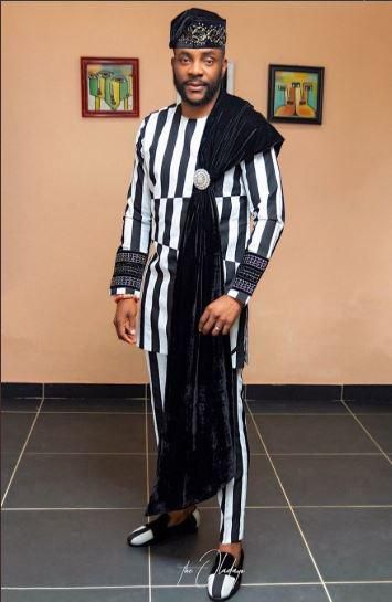 Like we told you guys from the beginning of the live eviction Sundays, Ebuka's effortless fashion prowess will remain a major topic till the end of the show [Twitter/BBNaija]