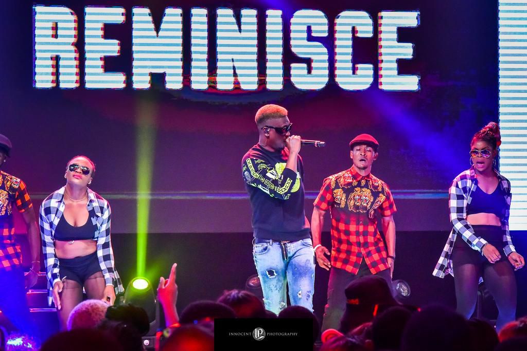 This Sunday came with a twist (Biggie and his ways) as Reminisce came up on stage after Skale's performance [BHM]