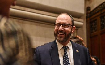 Wayward Democrats Return but Are Still Under Fire
