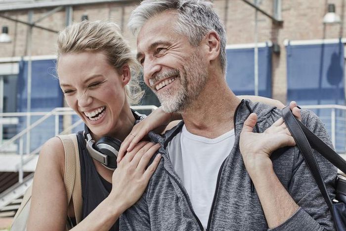 How Couples with 10+ Year Age Gap Make It Work