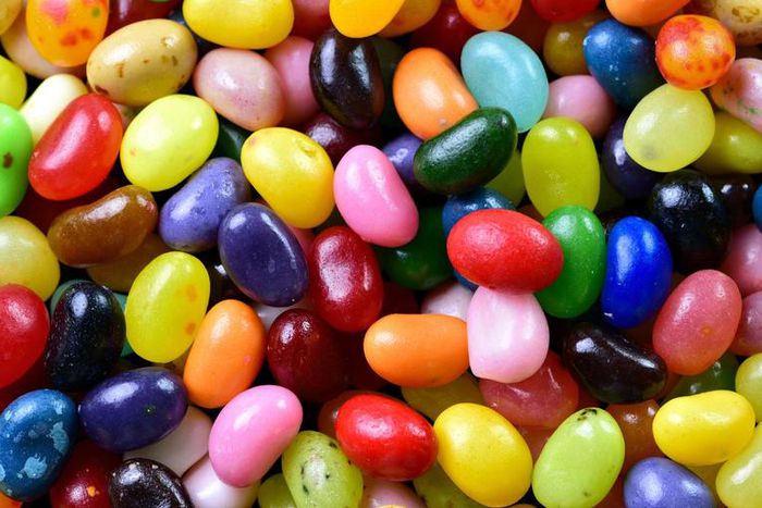 Dr. Pimple Popper Pops 'Jellybean' From A Forehead