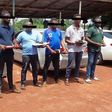 Photo of the internet fraudsters and items recovered (Mediahelm)