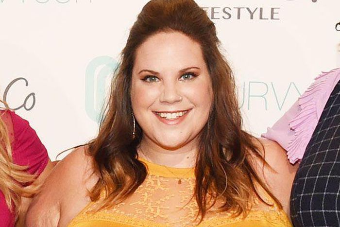 Whitney Way Thore Drags Fans For Weight Loss Kudos