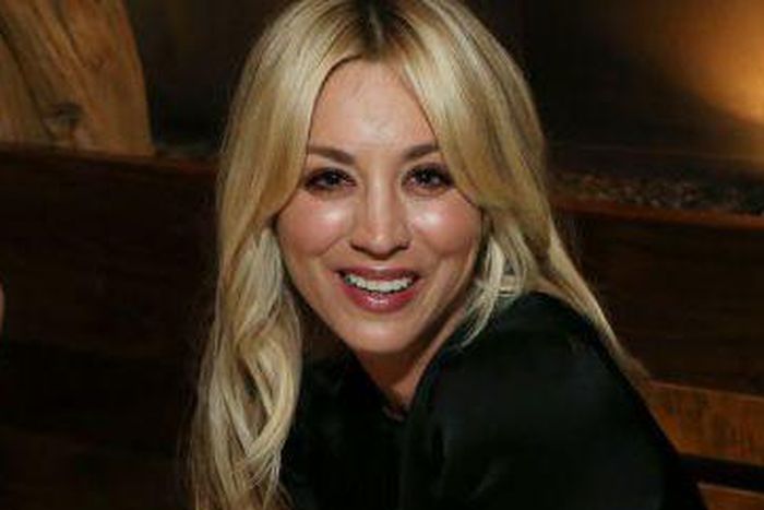 Kaley Cuoco Treats Back Pain With Acupuncture