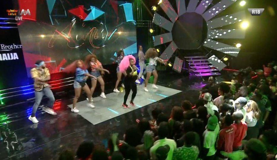 The 'Queen of Afro-House' performed twice during the live eviction show and for every second she was on that stage, everyone kept dancing and vibing to her melodious tunes [Twitter/BBNaija]
