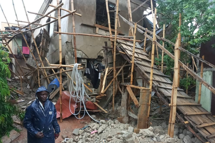 Building collapse at Magodo (RRS)