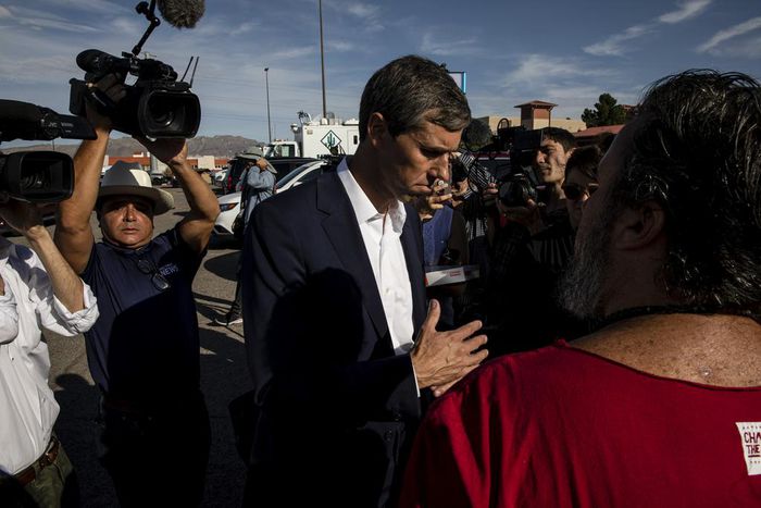 Some Democratic Candidates Seek to Link Shootings to Trump