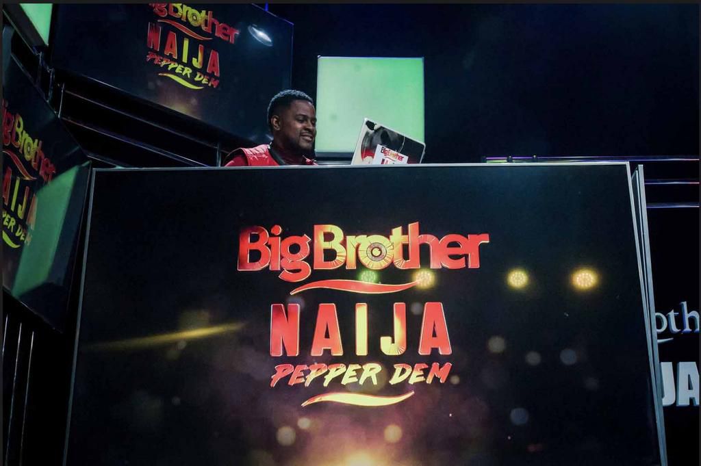 DJ Xclusive tried all his best to make the housemates party but we guess they were still trying to warm up to the new experience [BHM]