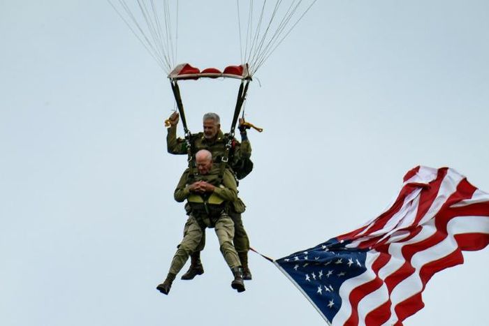 US WWII veteran Tom Rice parachutes into Normandy 75 years after the D-Day landings