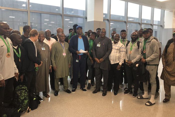 Super Eagles of Nigeria and Boss Mustapha (Twitter/Super Eagles)