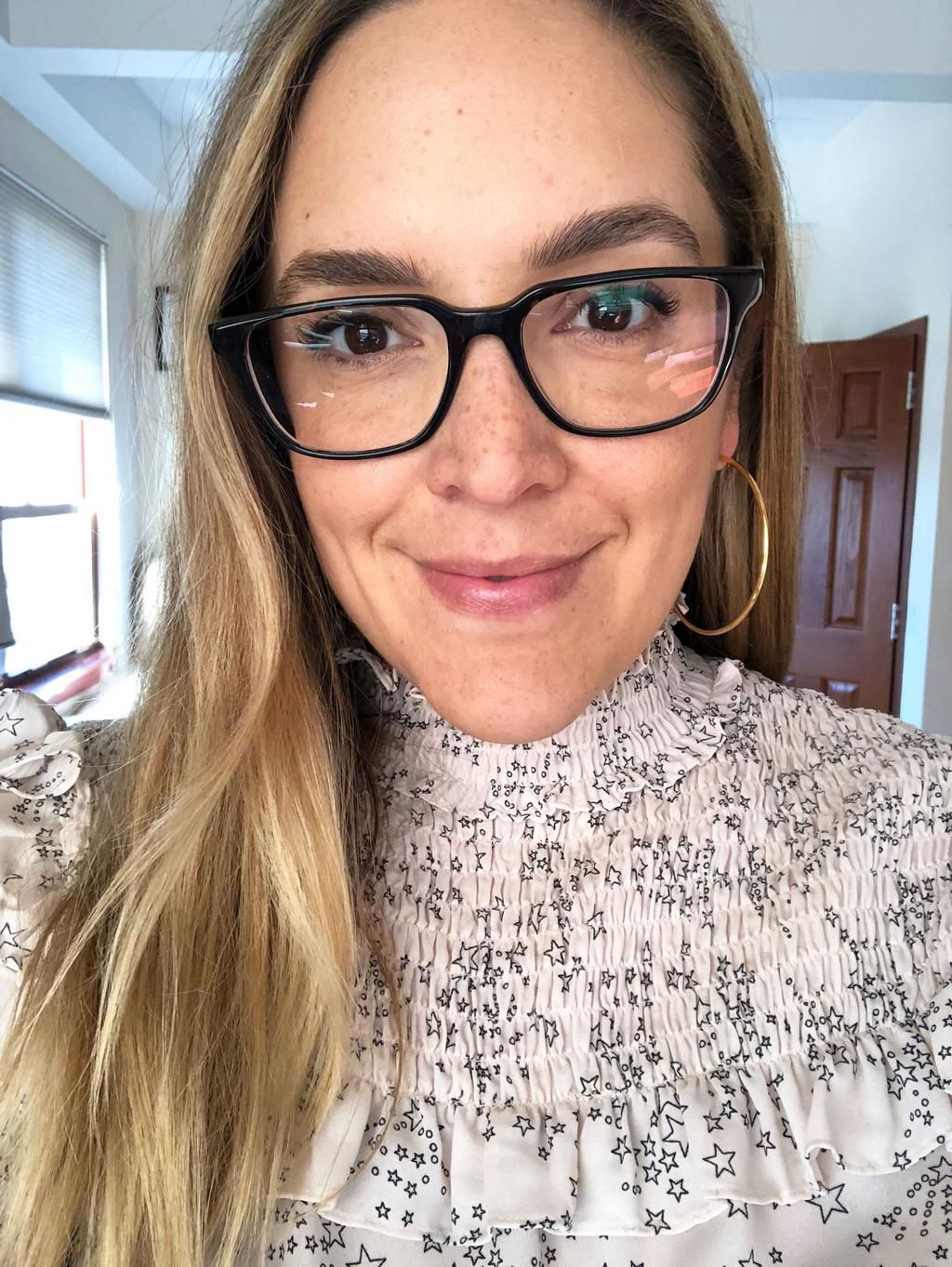 Currently wearing: Lululemon Selfcare moisturizer, dry shampoo, and lip balm. Crushed my workout and now ready for work!