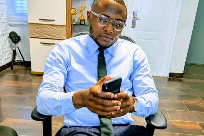 Ubi Franklin says he is just friends with TBoss and has never had anything intimate with the reality TV star [Instagram/UbiFranklinTripleMG]
