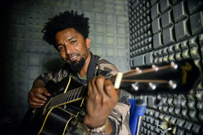 Ethiopian Tigrayan reggae singer Solomon Yikunoamlak's new ballad calls for unity in his native Tigrayan