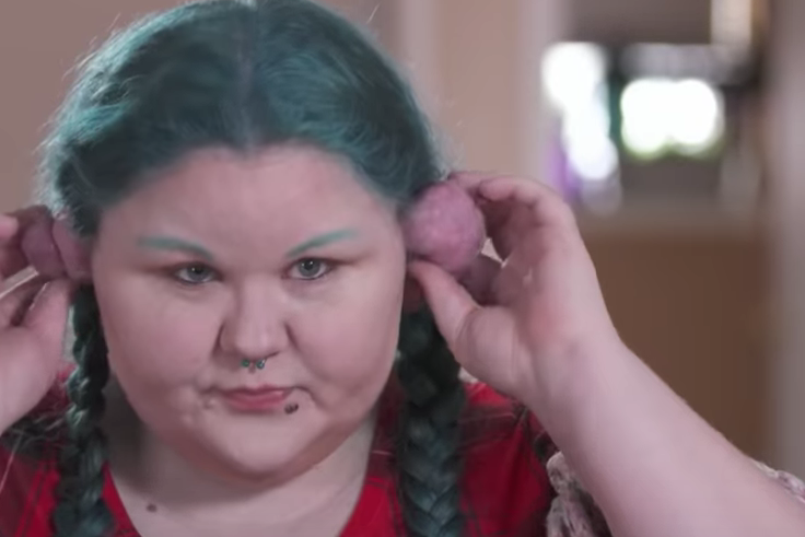 Dr. Pimple Popper Tackles Mysterious Ear Growths
