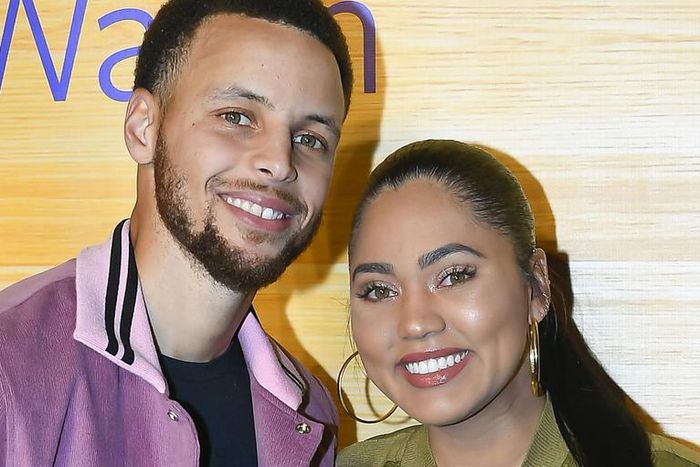 Steph Curry Defends Wife Ayesha's Dancing