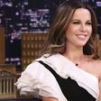 Kate Beckinsale Does Overhead Squats Over Toilet