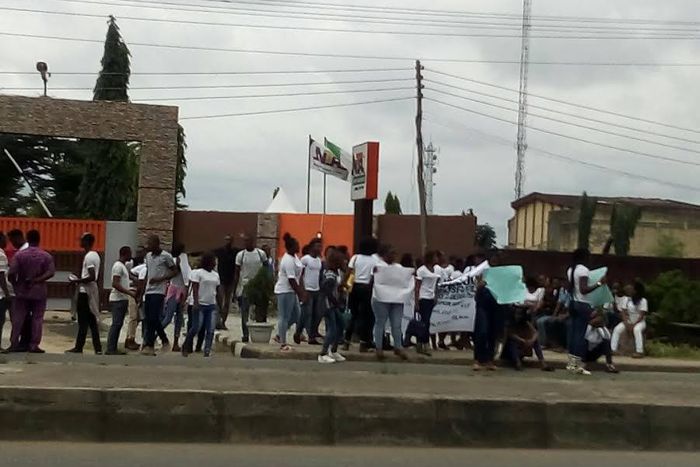 University of Port Harcourt Students protesting closure of school fees portal.