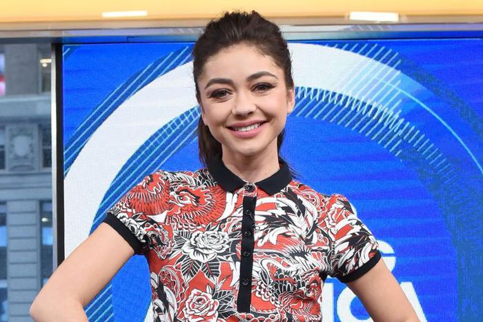Sarah Hyland Shares 'Facetuned' Photo
