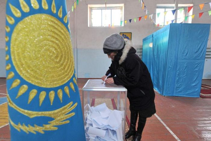 Kazakhs go to the polls on Sunday to elect their first new leader in 30 years