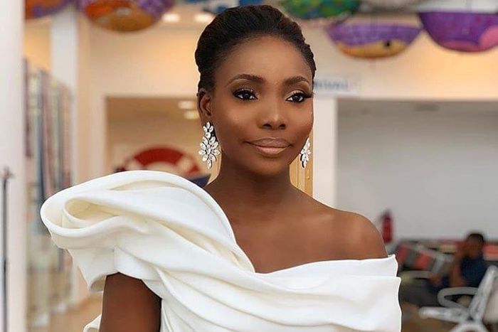 Bidemi Zakariyau's gown is the talk of the town [Credit: Instagram/ BellaNaijaWeddings]