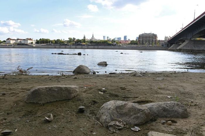 Drought means that the Vistula river is flowing through the capital Warsaw at its lowest water level for years. And it isn't alone, hundreds of rivers and in Poland are drying up little by little