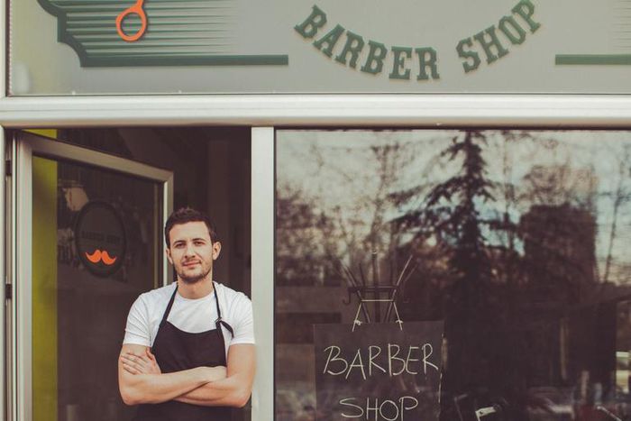 What A Barber Thinks When You Sit in His Chair