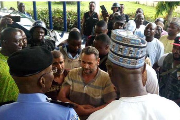 Police receive the four Turkish Nationals after thery were released by their captors (ChannelsTV)