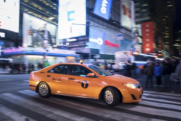 A Bailout for Taxi Drivers? The Mayor Says No, but Others Keep Pushing
